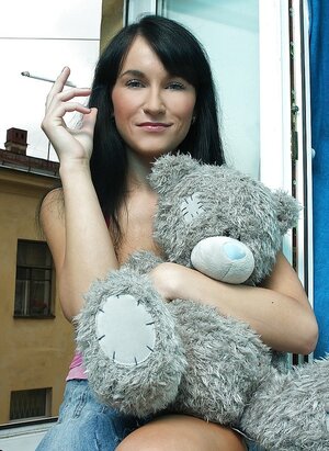 Giovanissime, Dilettanti, Brune, Fumare