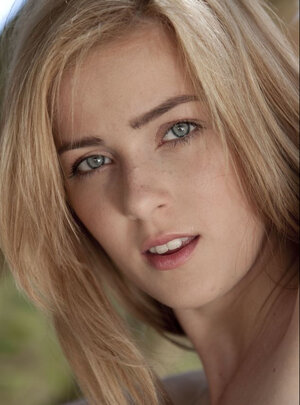 Sinful teeny nymph enjoying whole nudity while showing pink nipples in the yard