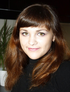 Hoe picked up in the yard in the evening and banged by two dudes on the staircase