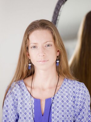 Excellent undressed girl from Russia likes to spend time by the mirror