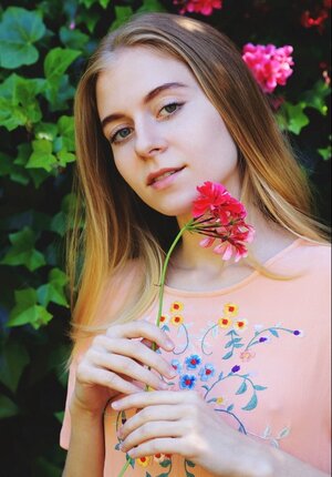 Giovanissime, Bionde, Coperta