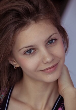 Teenager, Europäisch, Brünett, Bekleidet