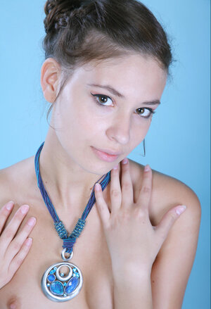 Giovanissime, Brune, Pupe, Petite