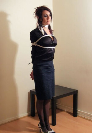 Black-haired Soccer mom loves being dominated by partner who adores bondage fetish