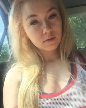 Sultry Polish porn star flashes tits and additionally trimmed pussy in private images