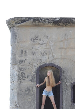 Teenager, Shorts, Blond, Unter freiem Himmel
