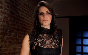 MILF, Brune, Coperta