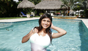 A extremely well hung guy is about to slide into her wider hole