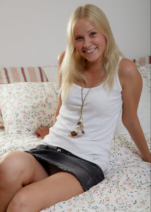 Innocent blonde legal teen turns out to be a professional ass flag pole taker