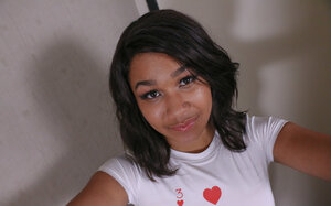 Dilettanti, Ragazze Nere, Coperta