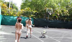 Lesbiche, Sports, All’aperto