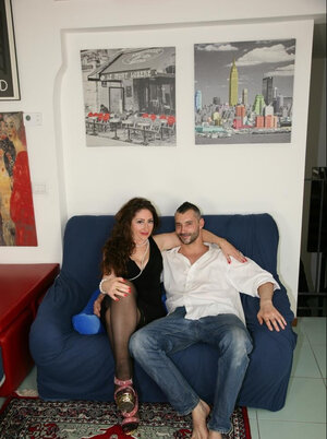 Europeas, Novias, Vestida