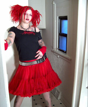 MILF, Rosse, Tatuaggi, Coperta