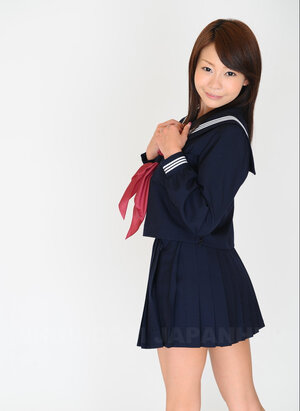 Asiatiche, Asiatiche, Divisa, Coperta