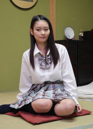 Giovanissime, Asiatiche, Asiatiche, Gonna, Coperta