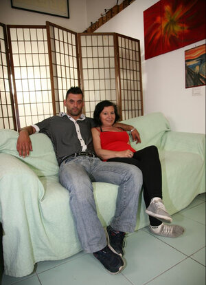 Italian lady with natural jugs sucking and getting licked