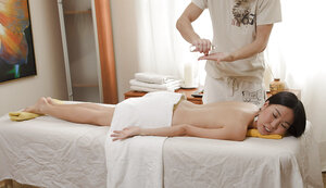 Asiatiche, Oliate, Massaggiatrice