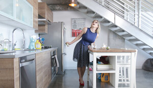 Mommy knows better concerning pleasing a youthful dick