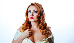 Chloe Cooper gets fucked by Peter Green in a Christmas-themed chapter