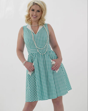 Riley Reign enjoys having an intercourse a BBC while her cuckold watches