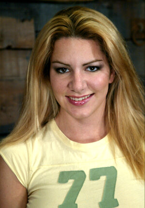 MILF, Blondes, Habillé