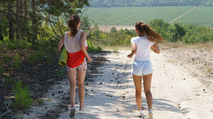 Nackte sportliche Mädels