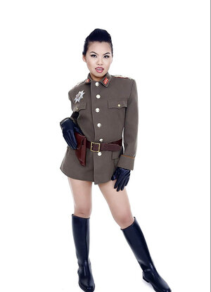 Asiatisch, Pornostar, Uniform, Stiefel, Bekleidet