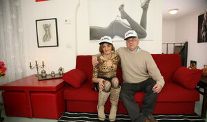 Amateur, Botas, Vestida