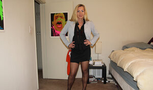 MILF, Blondes, Habillé