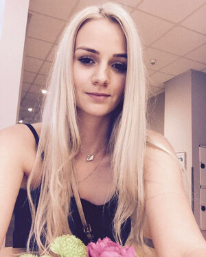 Naked Blondes Girls